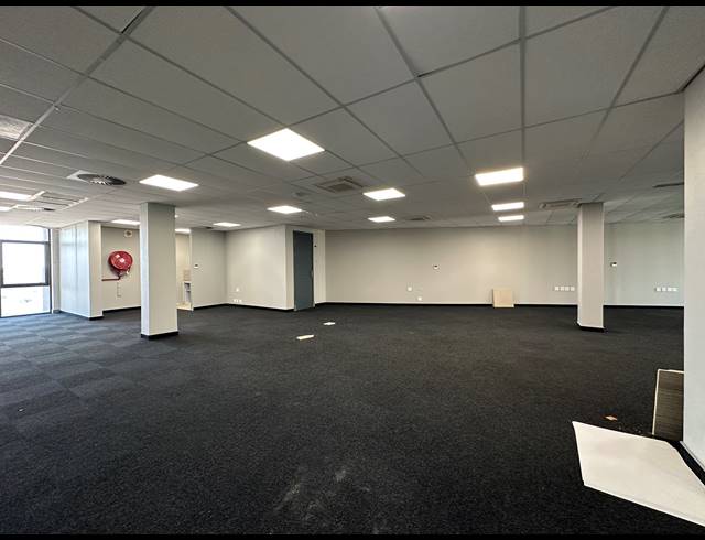 222.50M² OFFICE TO LET IN IRENE